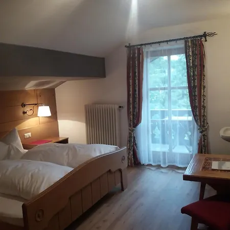 Gaestehaus Zunterer Kro *