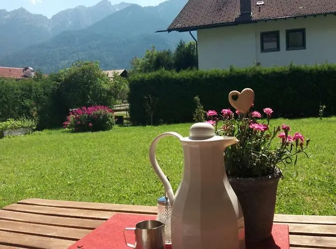 Gaestehaus Zunterer * Wallgau